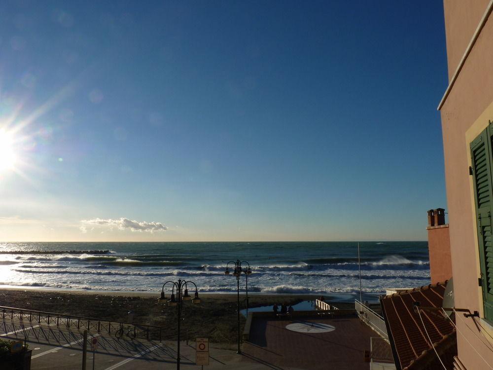 Appartamento Maraschino Levanto Buitenkant foto